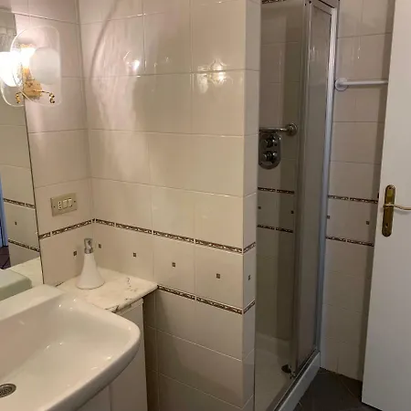 Palu Vacanze: Cuore Del Centro Storico Lägenhet