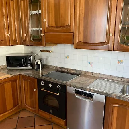 Palu Vacanze: Cuore Del Centro Storico Lägenhet